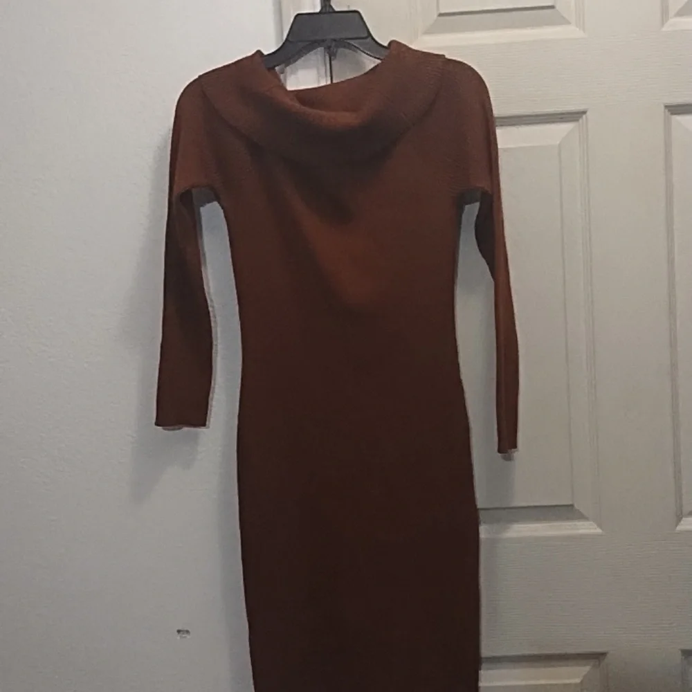 Charlotte Russe Warm Brown Knit Sweater - Picture 2 of 3